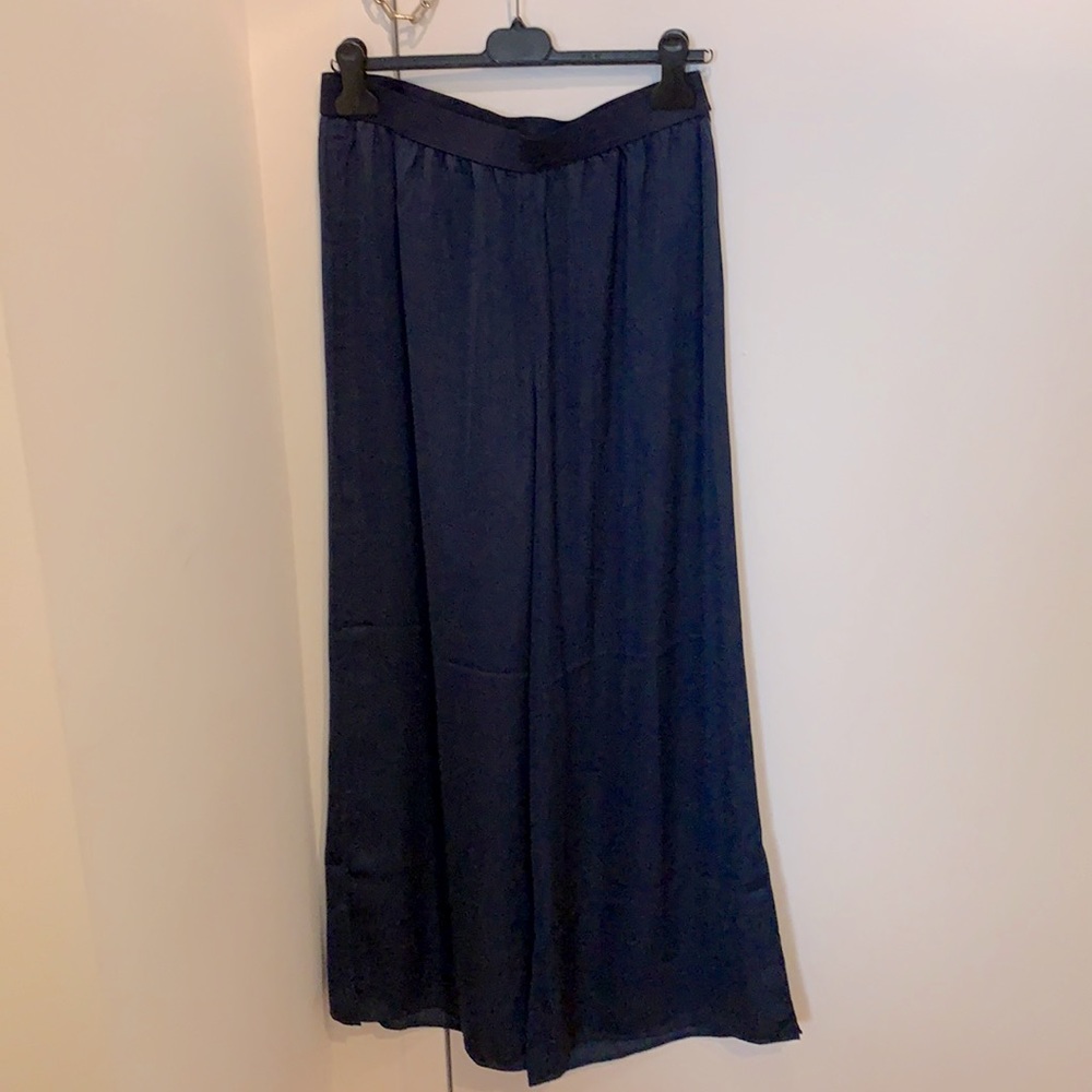 Gigi Parker navy blue wide leg pant size medium
